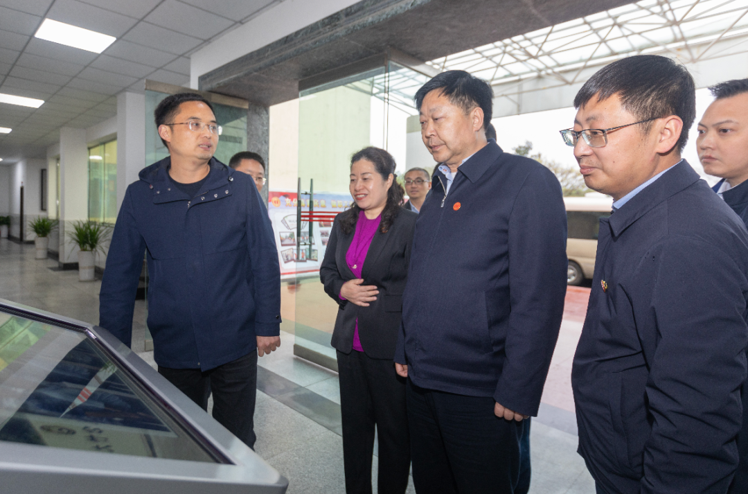 1649400510659328.jpg 1.jpg